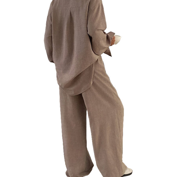 Vue arrière de l'Ensemble Deux Pièces en Denim imité, coupe ample et tissu léger pour un style chic et décontracté.