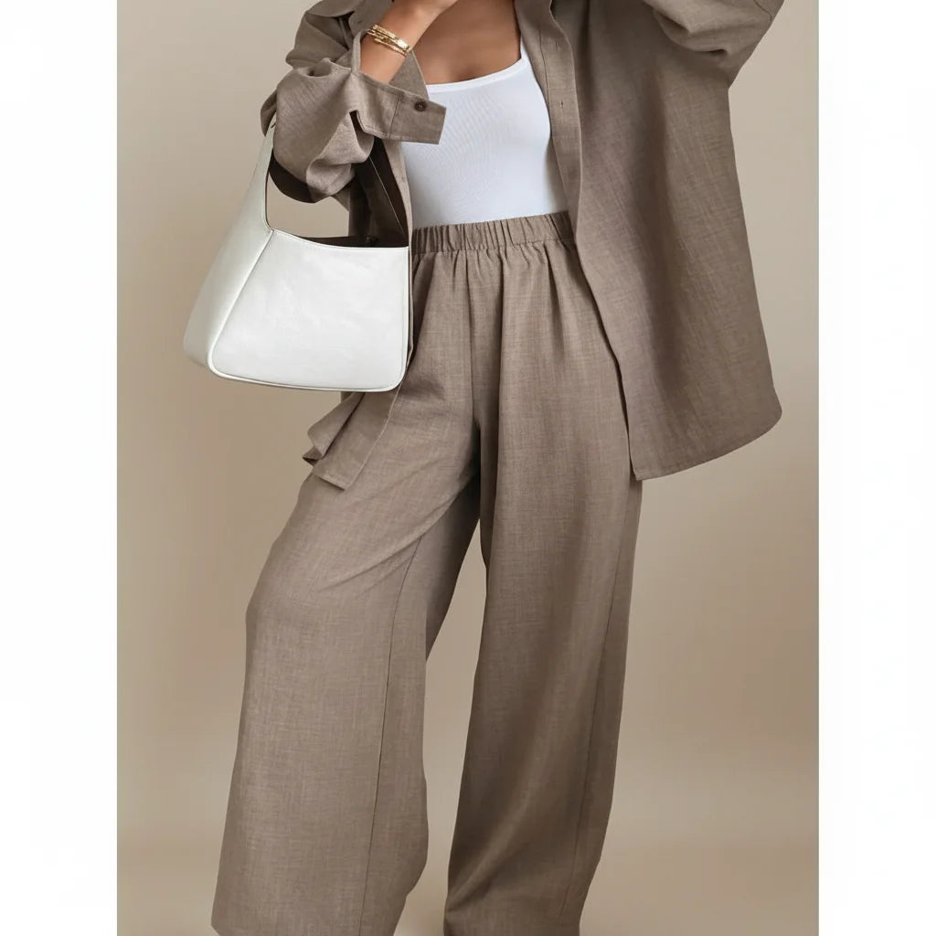 Tenue estivale chic avec Ensemble Deux Pièces en Denim imité, coupe fluide et ample pour un confort optimal au quotidien.