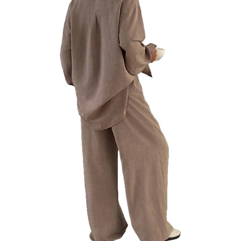 Vue arrière de l'Ensemble Deux Pièces en Denim imité, tissu léger et coupe fluide pour un style chic et confortable.